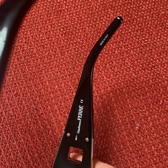 Y2K 2000s Gianfranco Ferre Shield Gray Crystal Square GF87604 - Picture 7 of 16